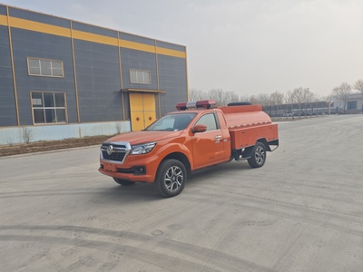 多功能四驱森林草原灭火车（1.025吨）